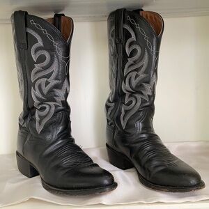 Dan Post hand tooled boots, good condition sz 81/2